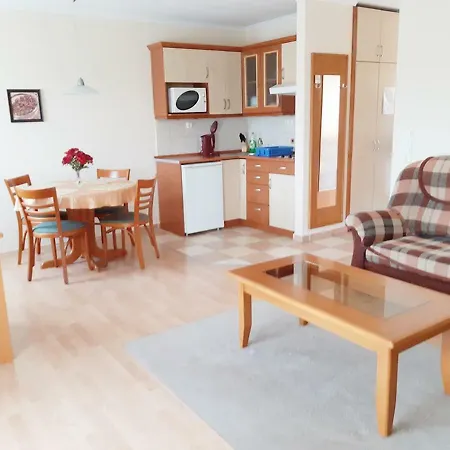 Апартаменты Garda Apartman2 Хевиз